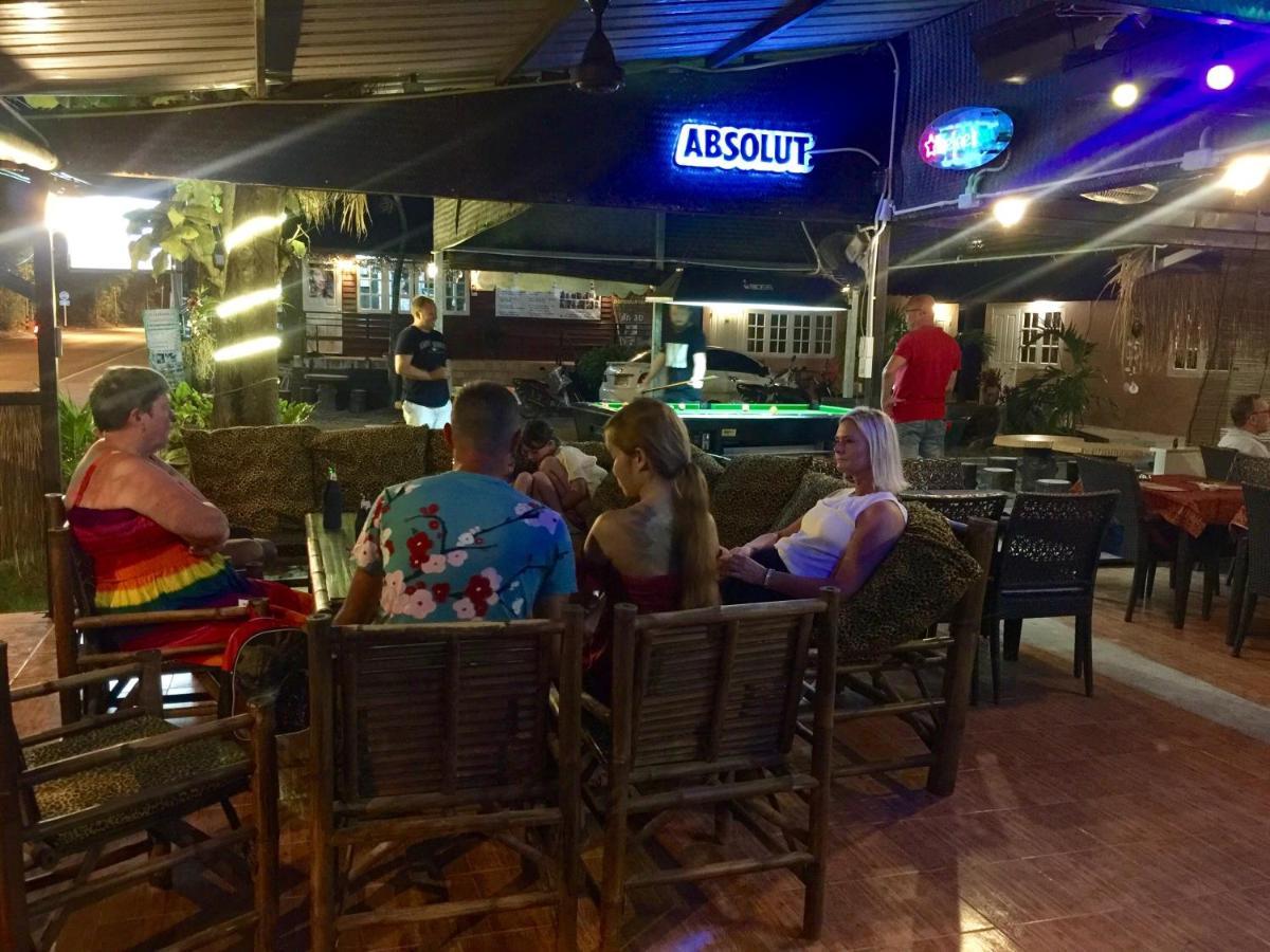 Harry'S Beach Club Ban Phe Εξωτερικό φωτογραφία