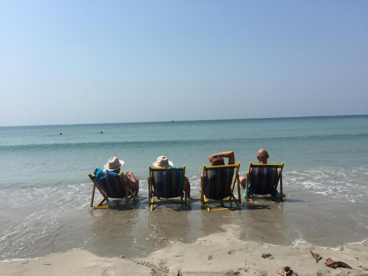 Harry'S Beach Club Ban Phe Εξωτερικό φωτογραφία