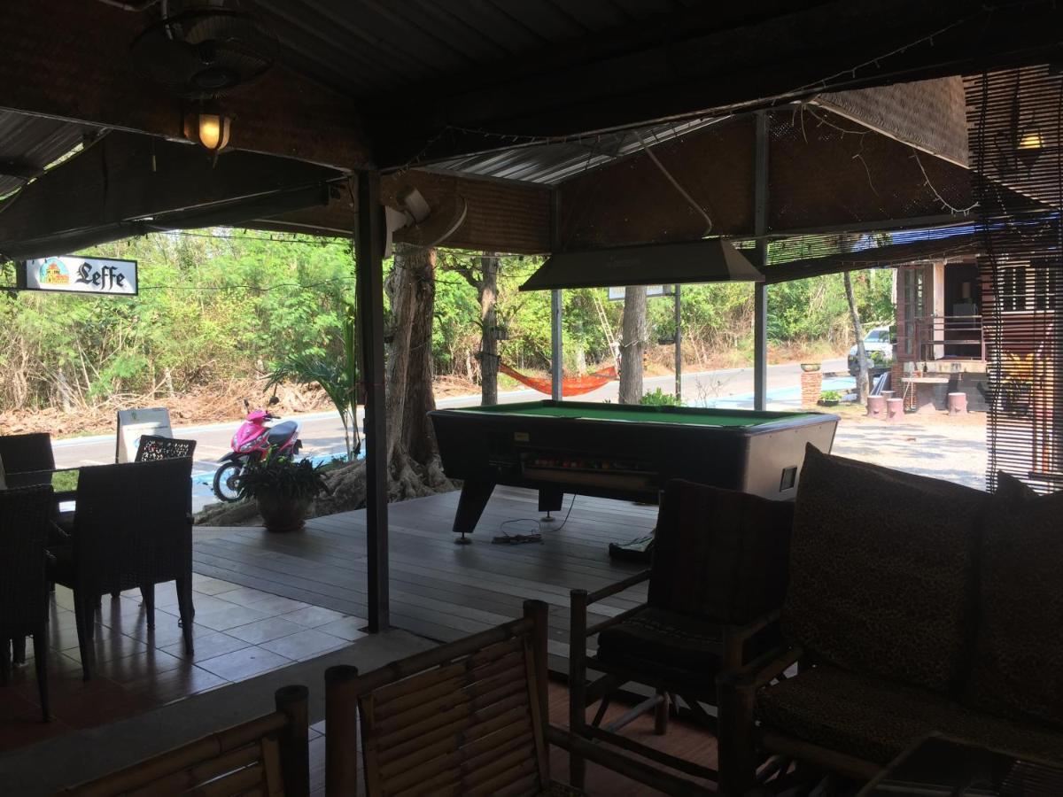 Harry'S Beach Club Ban Phe Εξωτερικό φωτογραφία